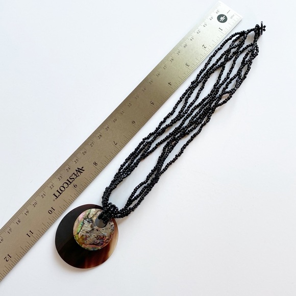 Abalone Shell & Black Beaded Jewelry Necklace - Picture 5 of 8